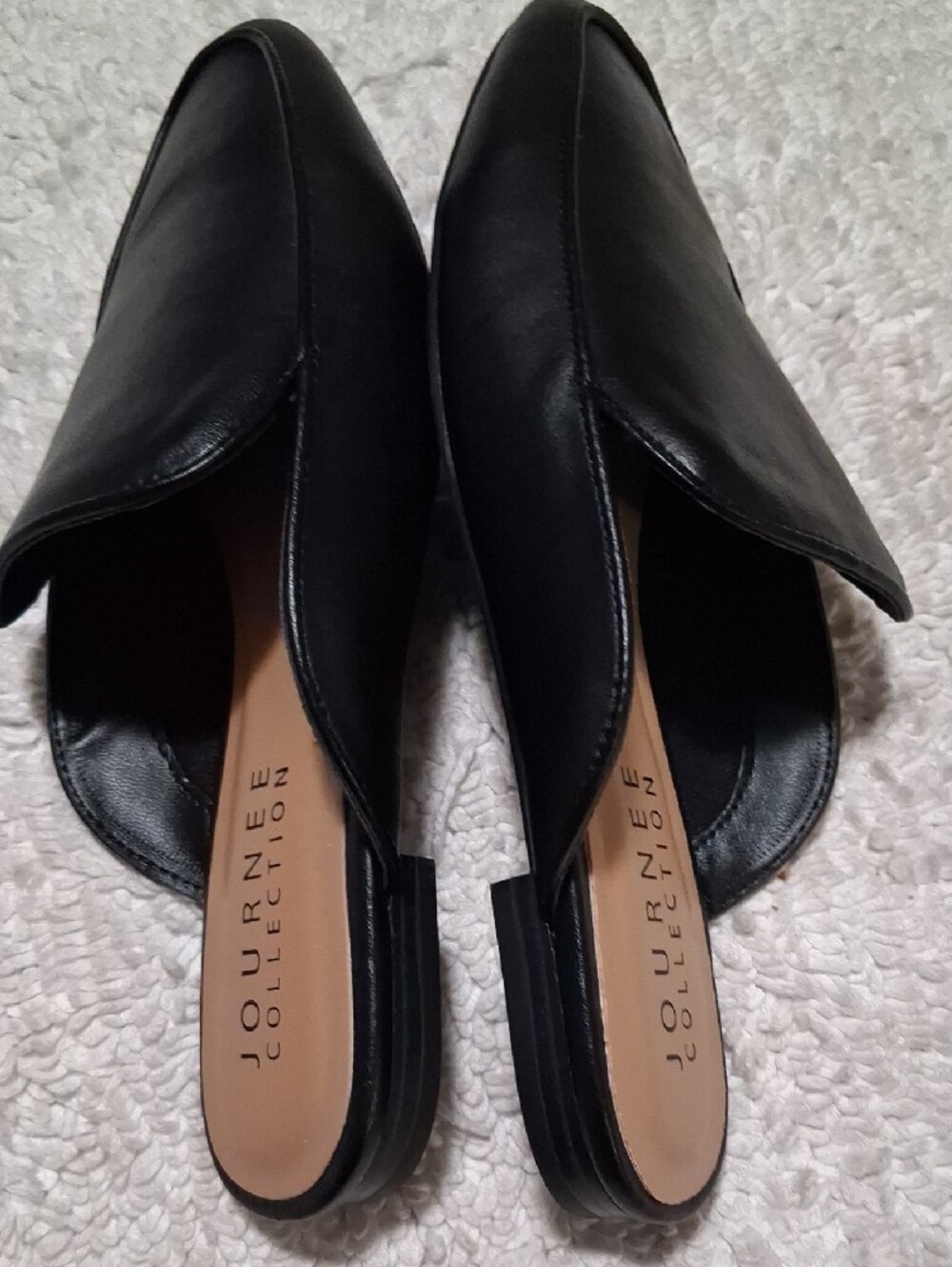 Journee Collection Men’s Black Slip-On Leather Mules - Picture 3 of 6